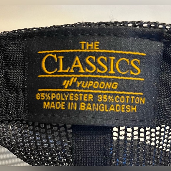 Salty Crew Mesh Snapback Cap - Picture 6 of 8